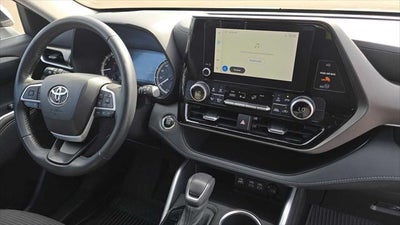 2023 Toyota Highlander LE