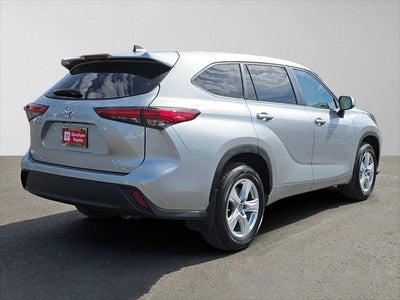 2023 Toyota Highlander LE