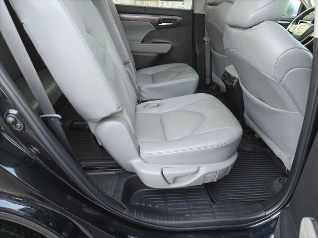 2024 Toyota Highlander Platinum