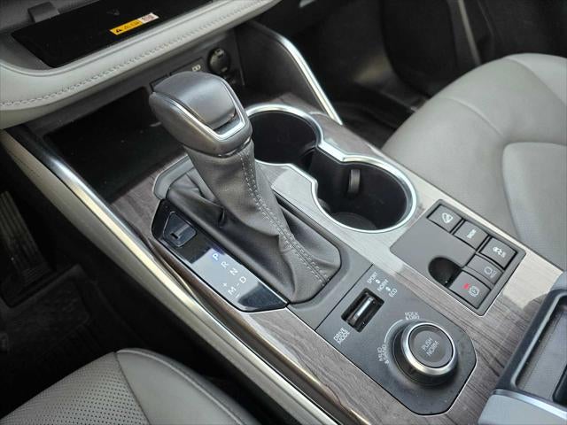 2024 Toyota Highlander Platinum