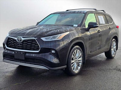 2024 Toyota Highlander Platinum