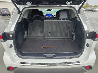 2024 Toyota Highlander Platinum