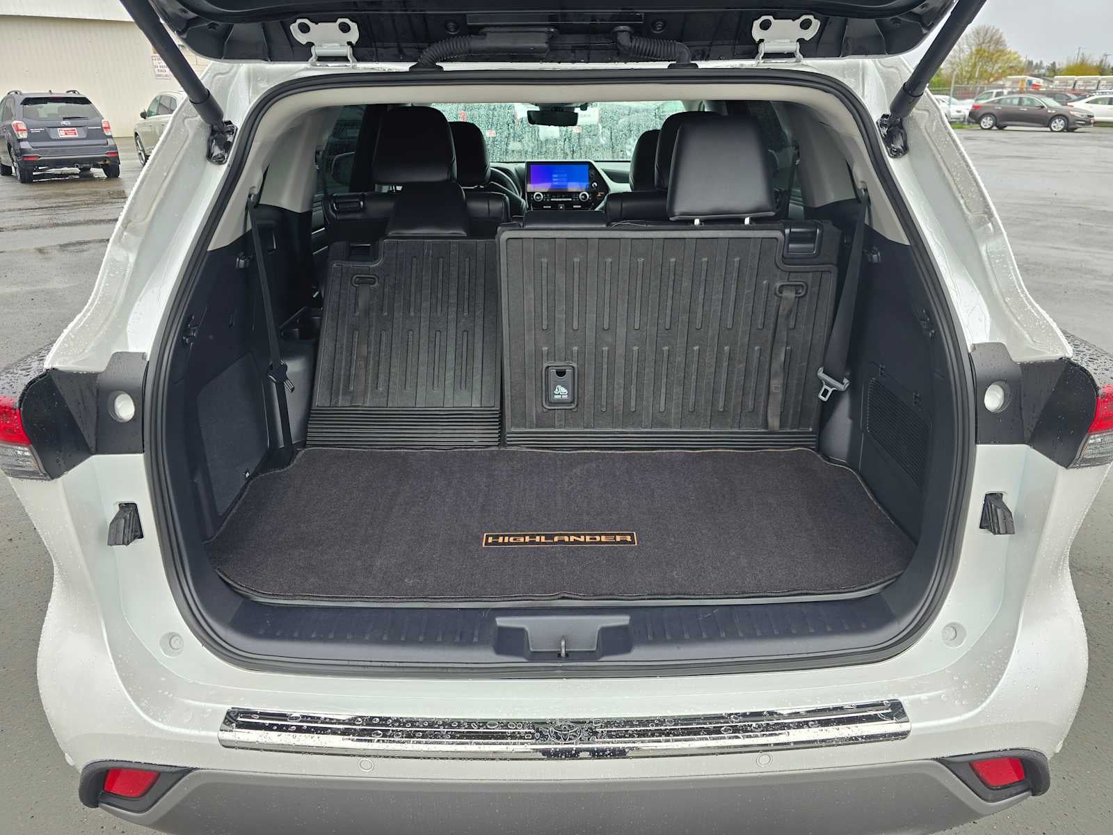 2024 Toyota Highlander Platinum