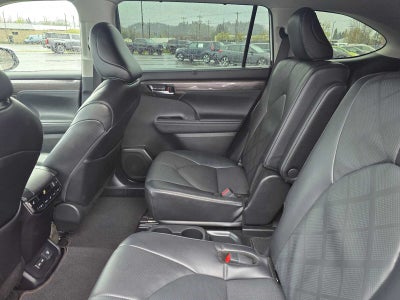 2024 Toyota Highlander Platinum
