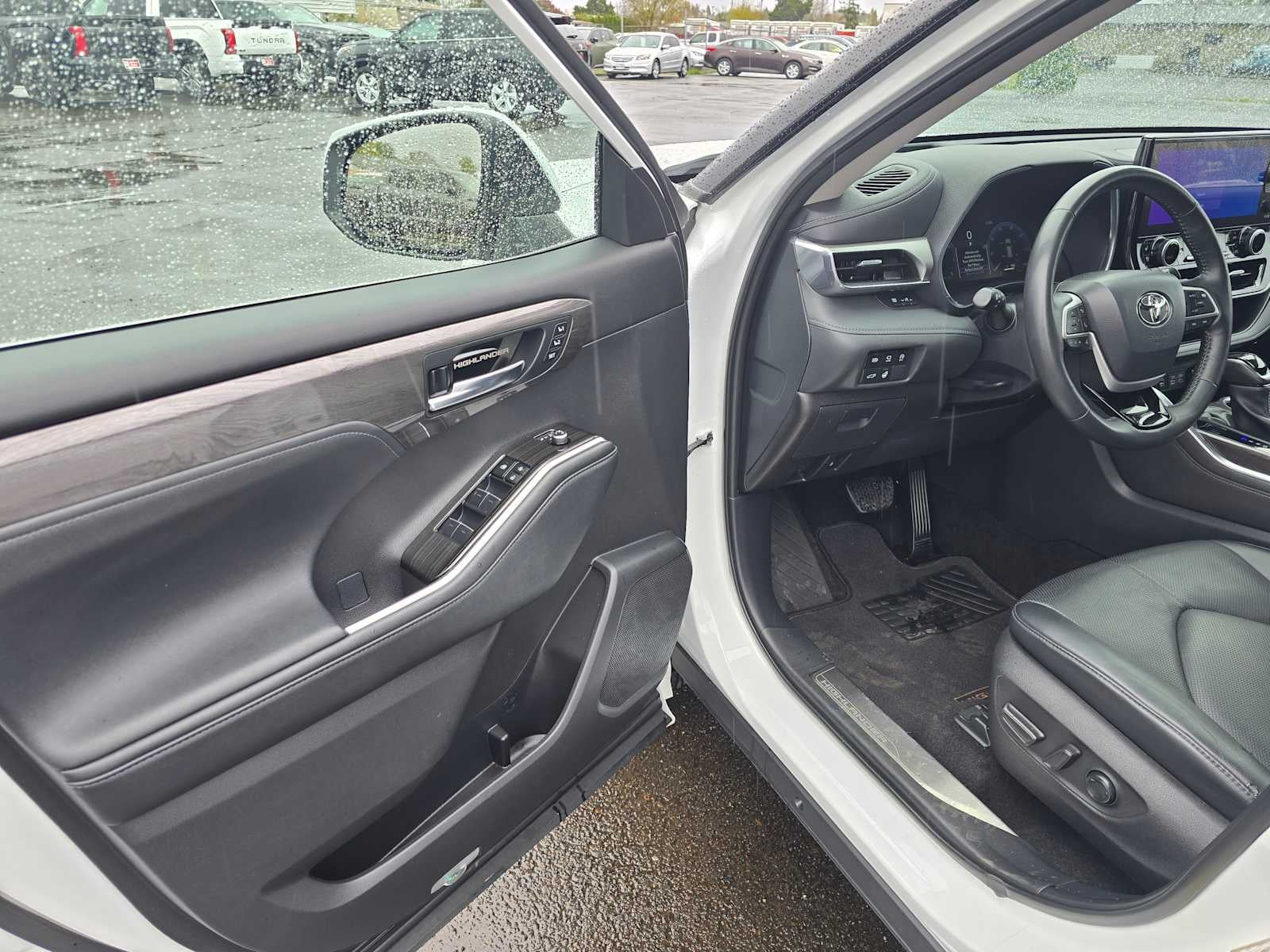 2024 Toyota Highlander Platinum