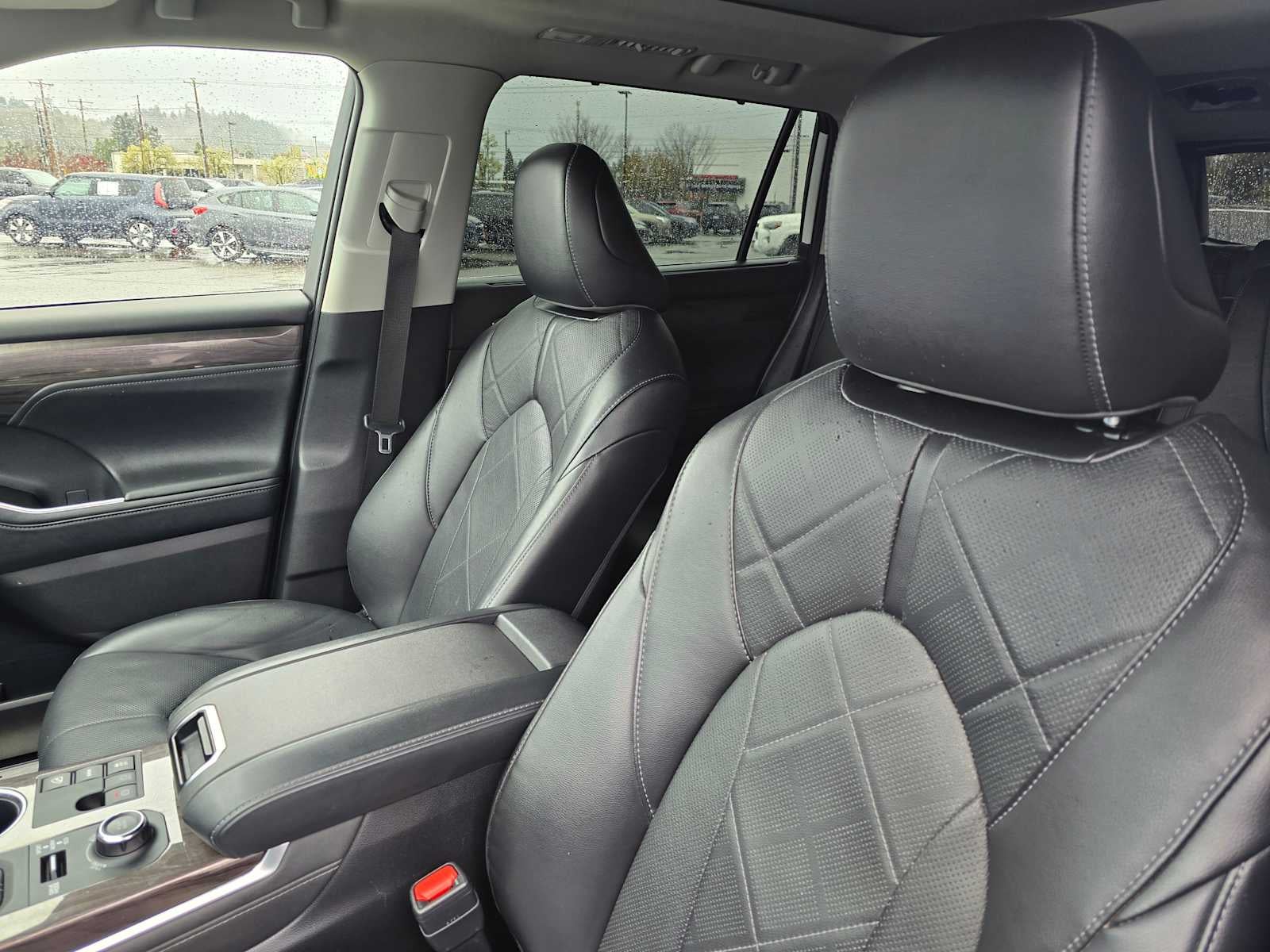 2024 Toyota Highlander Platinum