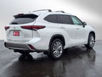 2024 Toyota Highlander Platinum