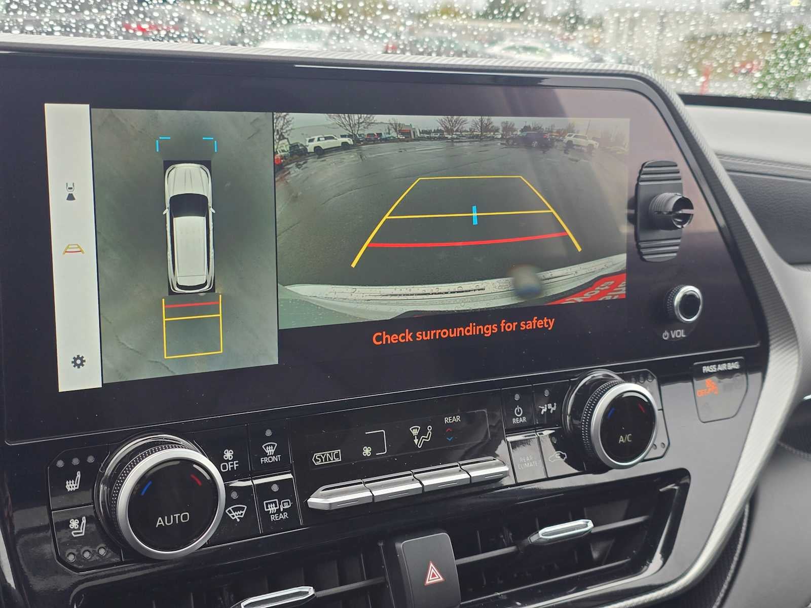 2024 Toyota Highlander Platinum