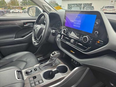 2024 Toyota Highlander Platinum