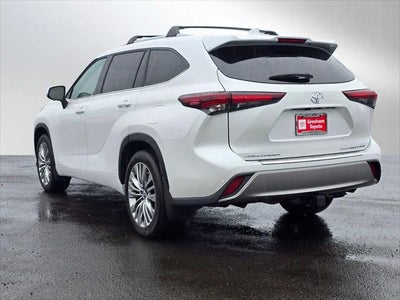 2024 Toyota Highlander Platinum