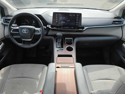 2021 Toyota Sienna LE