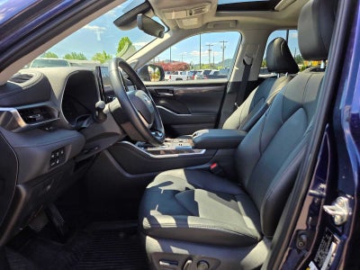 2024 Toyota Highlander Hybrid Limited