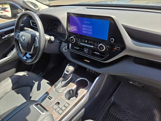 2024 Toyota Highlander Hybrid Limited