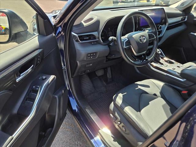 2024 Toyota Highlander Hybrid Limited