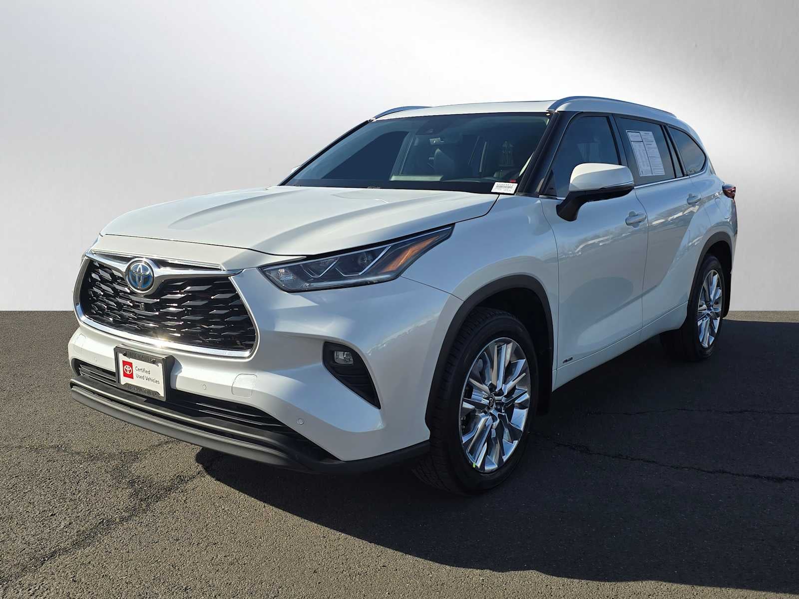 2022 Toyota Highlander Hybrid Limited