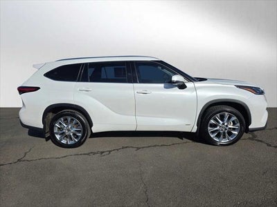2022 Toyota Highlander Hybrid Limited