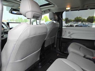 2025 Toyota Sienna XLE