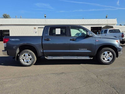2010 Toyota Tundra CrewMax 5.7L V8 6-Spd AT (Natl)