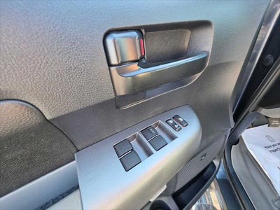 2010 Toyota Tundra CrewMax 5.7L V8 6-Spd AT (Natl)