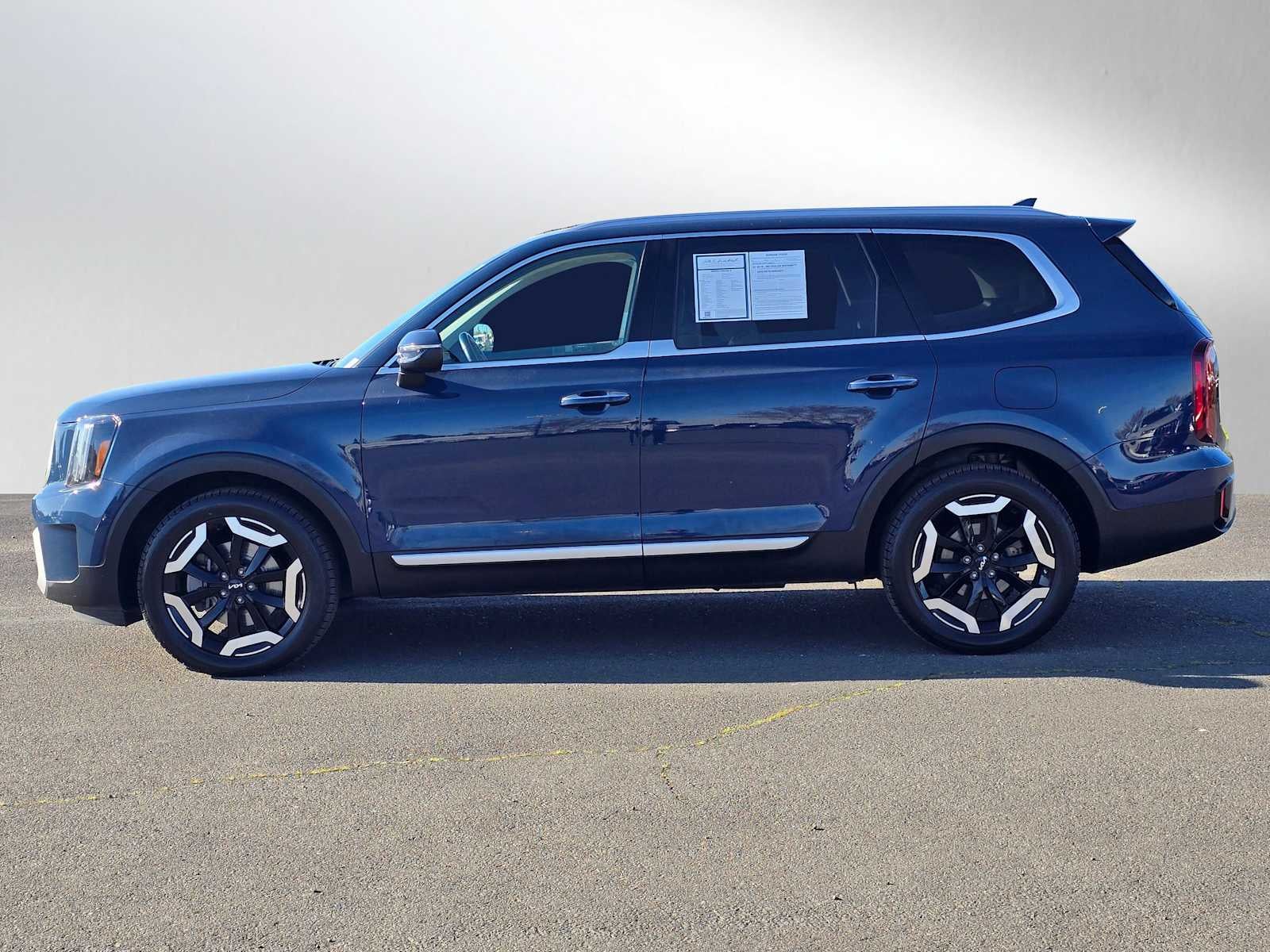 2023 Kia Telluride S