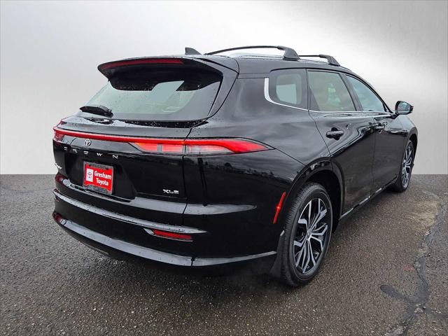 2025 Toyota Crown Signia XLE