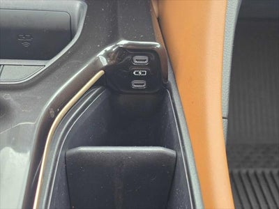 2025 Toyota Crown Signia XLE