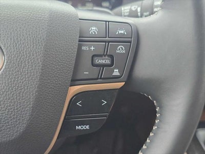 2025 Toyota Crown Signia XLE