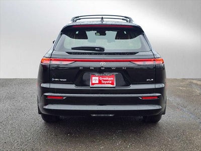 2025 Toyota Crown Signia XLE