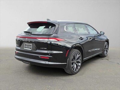 2025 Toyota Crown Signia Limited