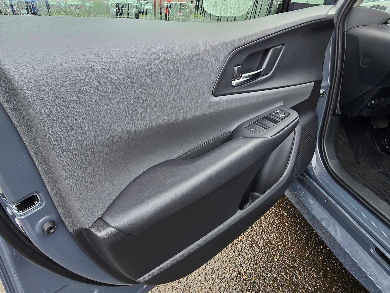 2025 Toyota Prius XLE