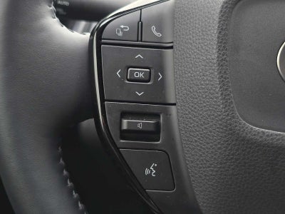 2025 Toyota Prius XLE