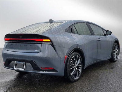 2025 Toyota Prius XLE
