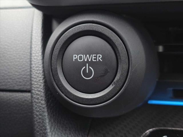 2025 Toyota Prius XLE