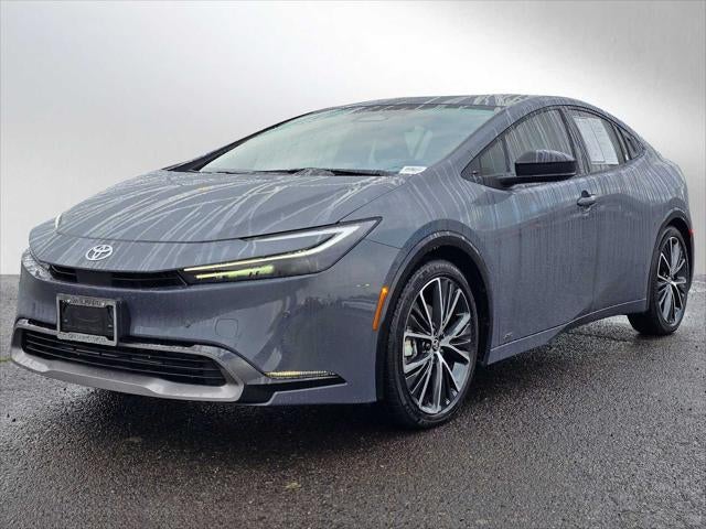 2025 Toyota Prius XLE