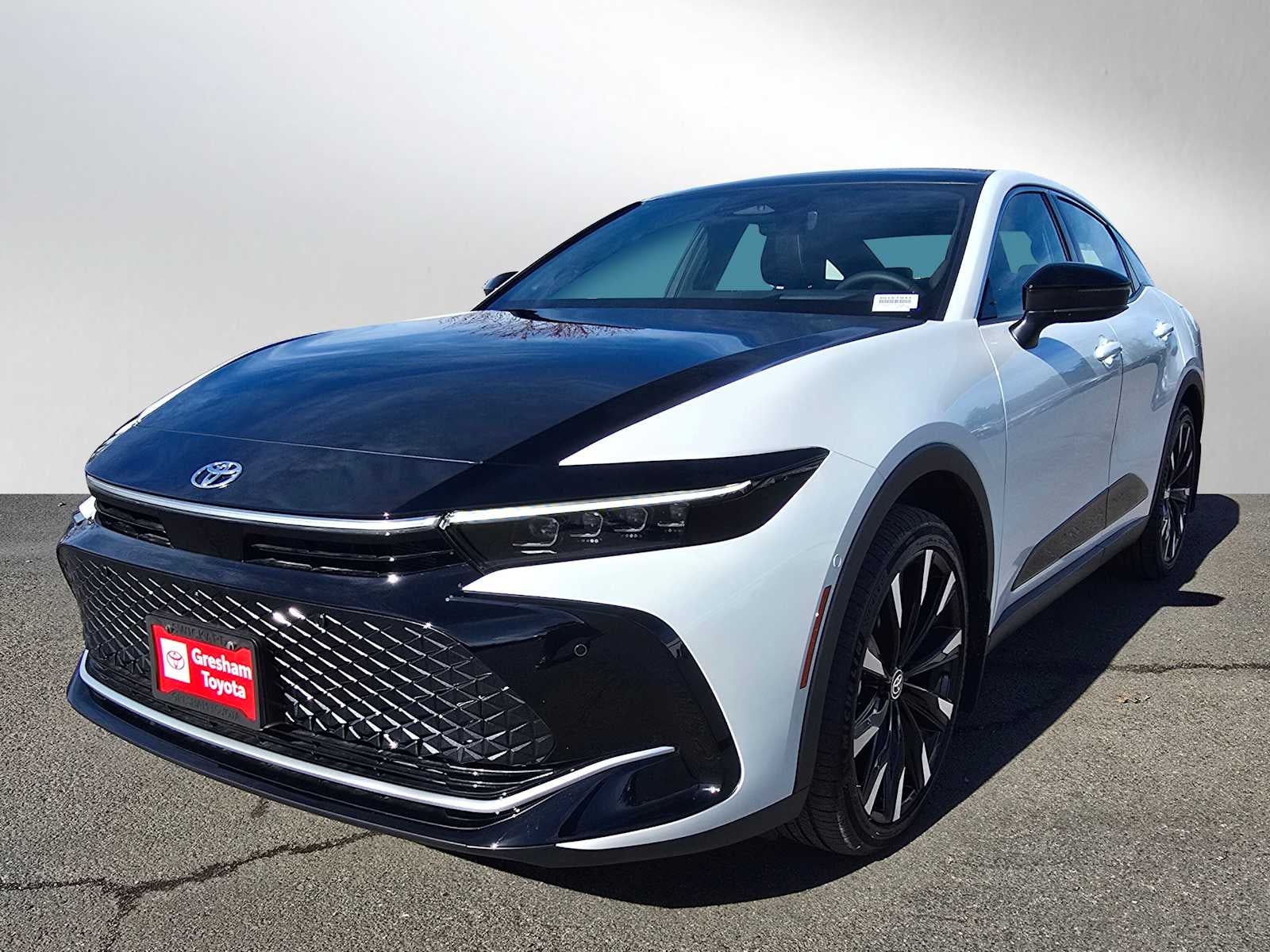 2026 Toyota Crown Platinum