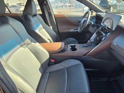 2023 Toyota Venza XLE