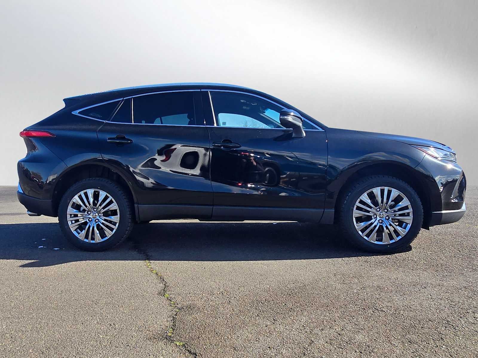 2023 Toyota Venza XLE