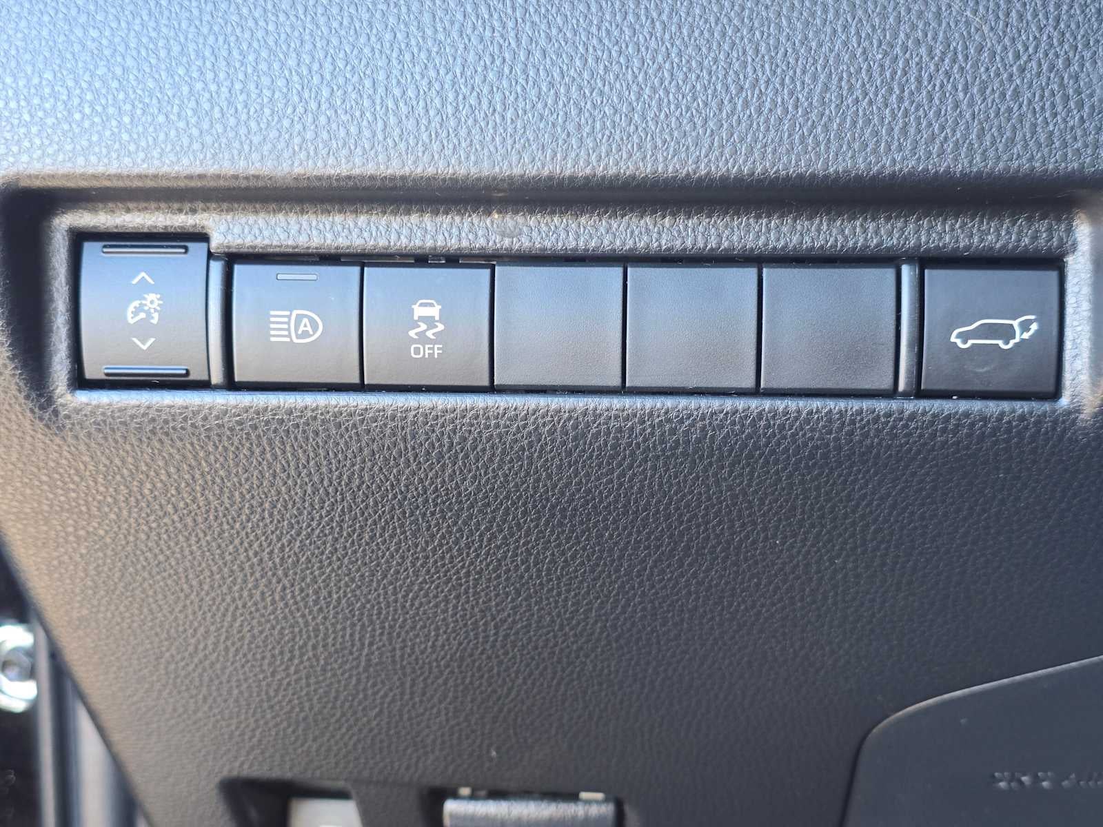 2023 Toyota Venza XLE