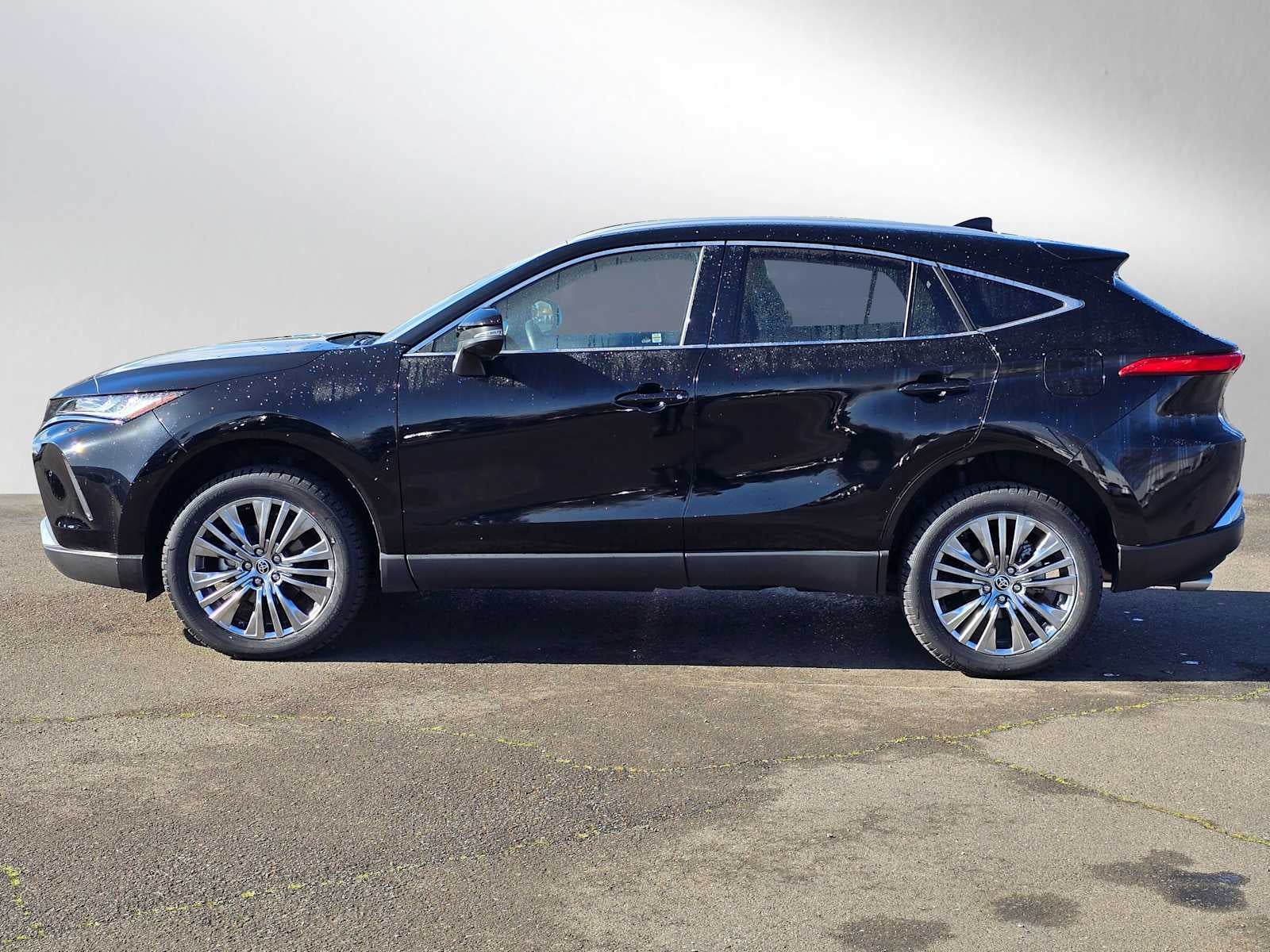 2023 Toyota Venza XLE