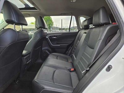 2020 Toyota RAV4 XLE Premium