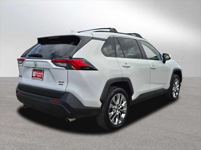 2020 Toyota RAV4 XLE Premium