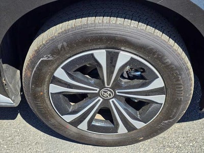 2023 Toyota bZ4X XLE