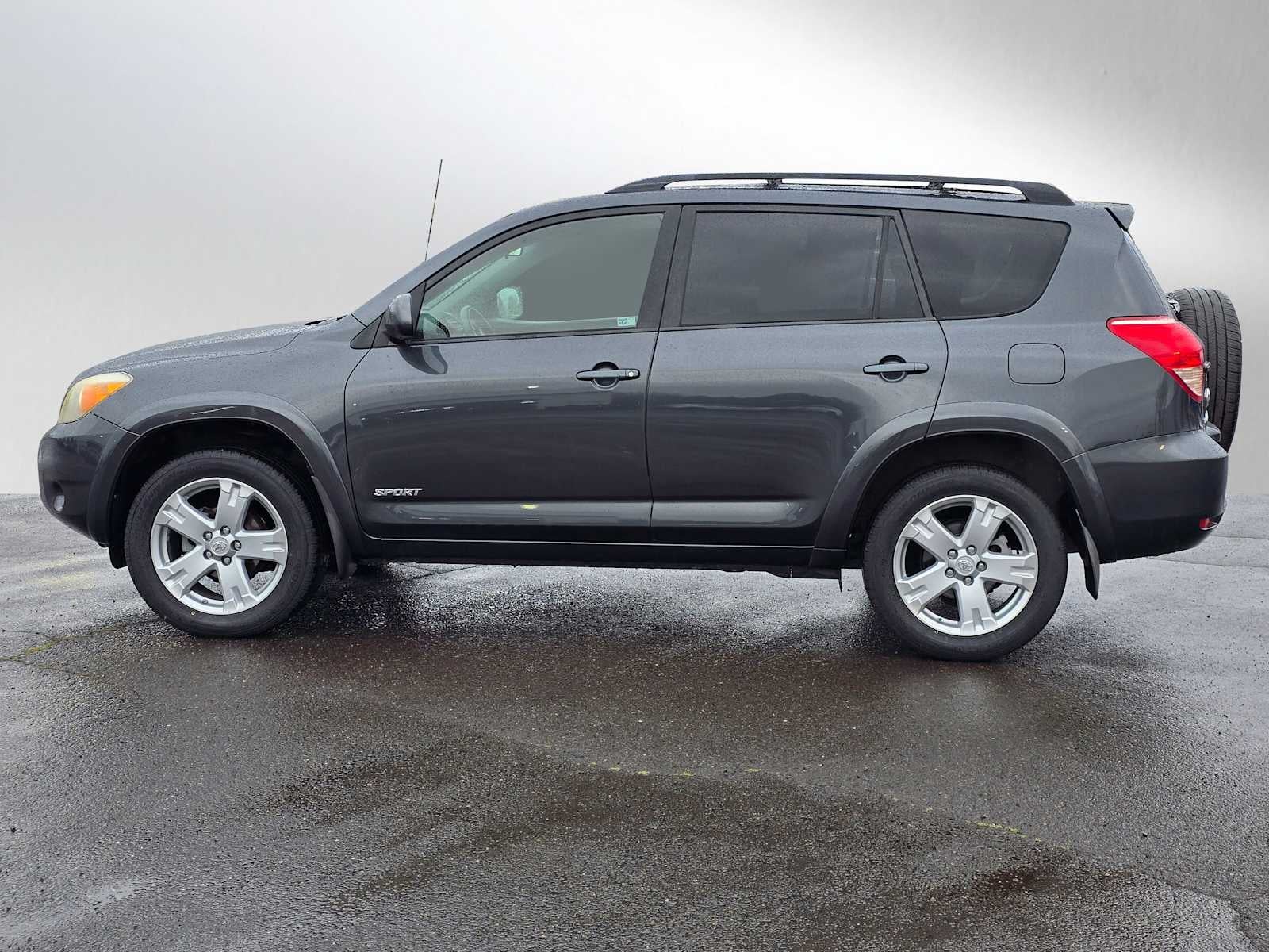 2008 Toyota RAV4 Sport