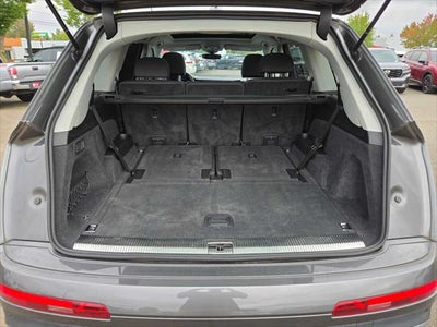 2023 Audi Q7 Premium Plus
