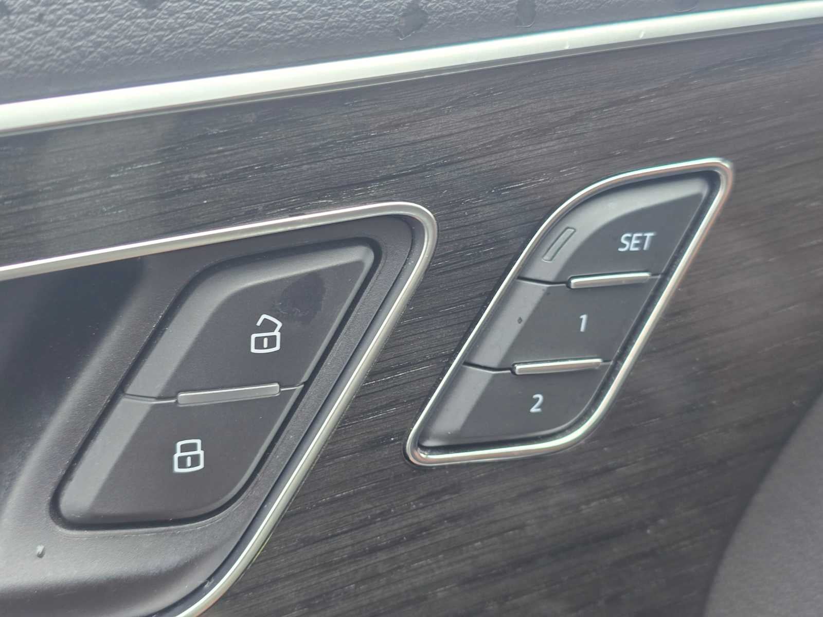 2021 Audi Q7 Premium Plus