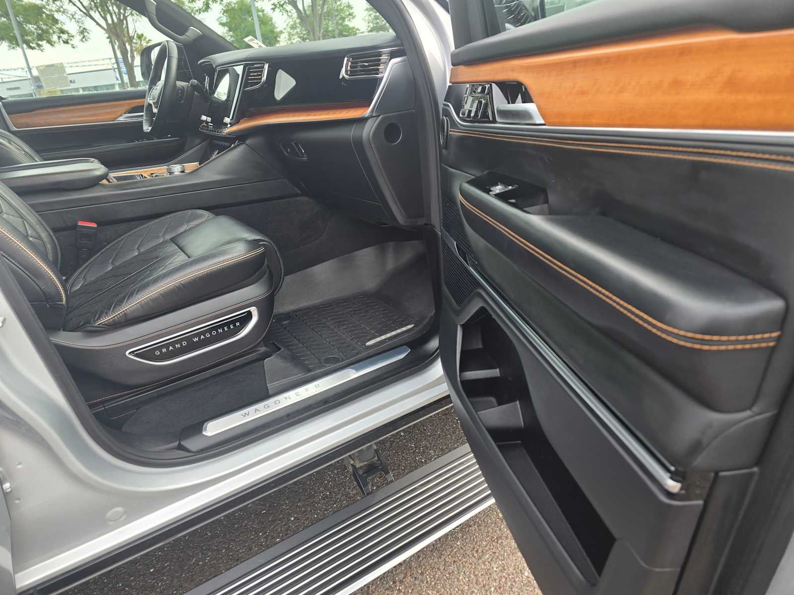 2024 Jeep Grand Wagoneer L Series III