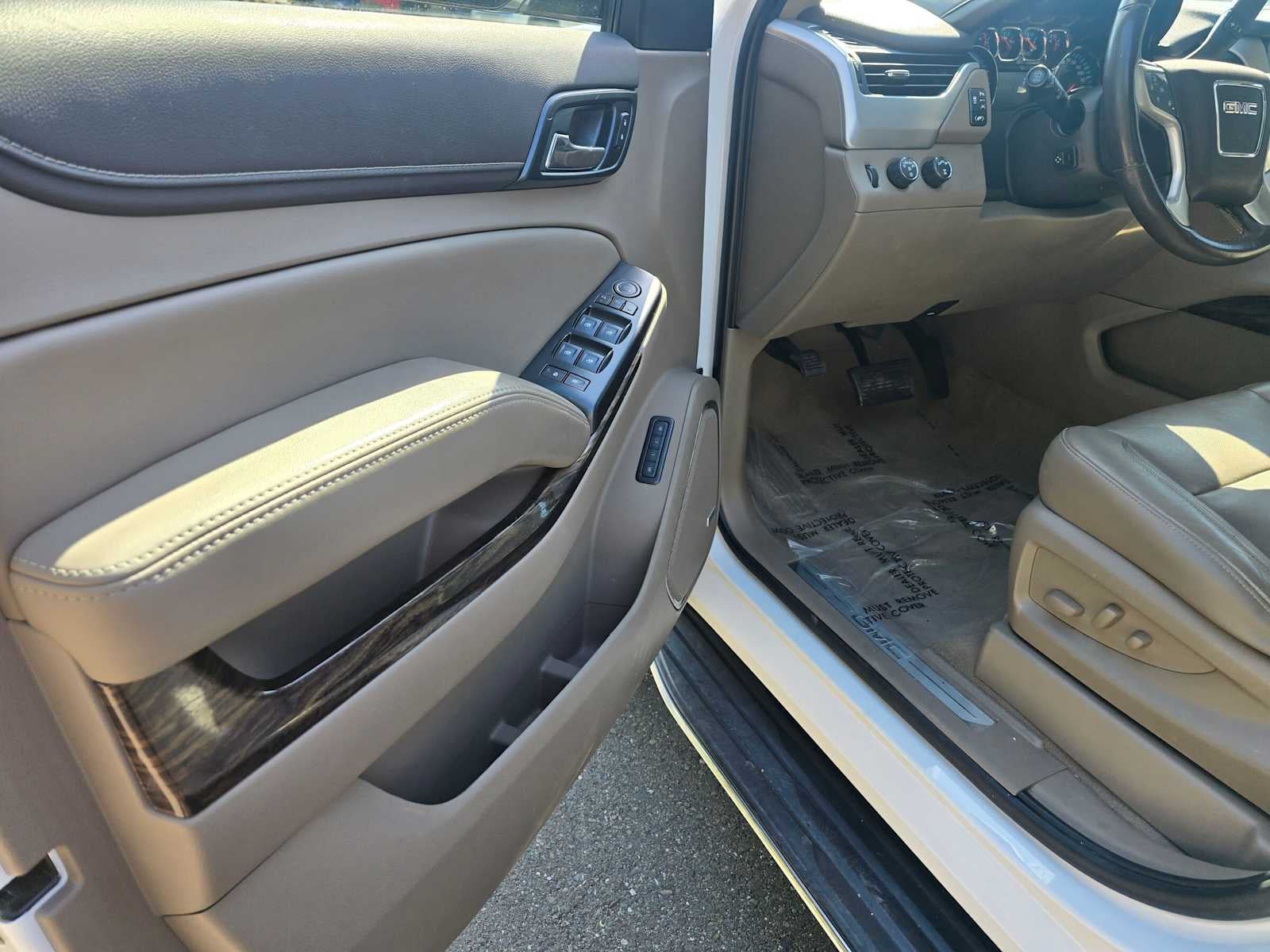 2020 GMC Yukon SLT