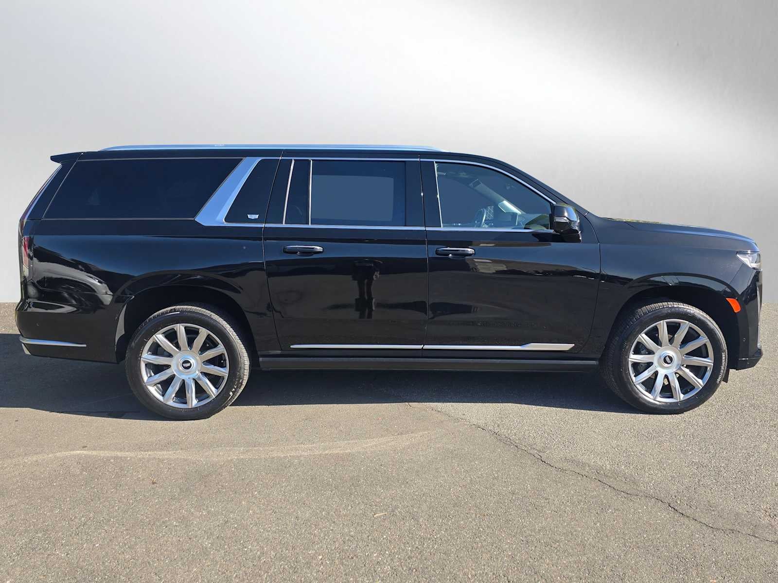 2024 Cadillac Escalade ESV 4WD Premium Luxury Platinum