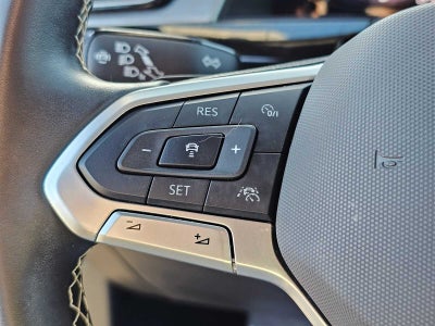 2025 Volkswagen Atlas Cross Sport 2.0T SE w/Technology