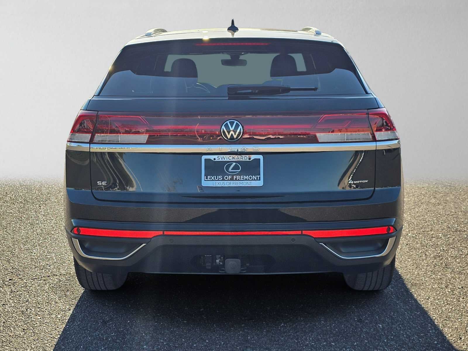 2025 Volkswagen Atlas Cross Sport 2.0T SE w/Technology